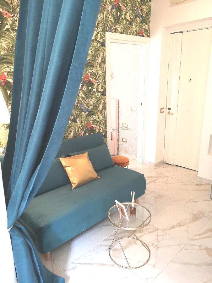 Domus Leone Tre Bed & Breakfast Napoli Dış mekan fotoğraf